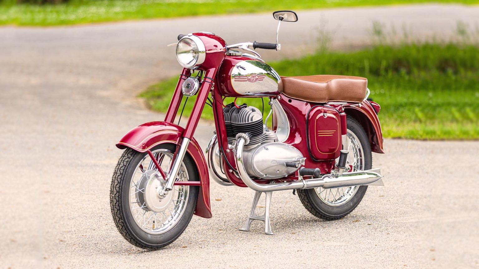 
                                     <h3>Post-war years</h3>